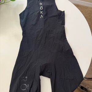 ROKA Women's Black Sleeveless One-Piece Tri Suit